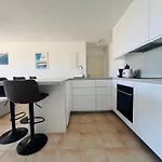 Le Soleil Bleu - Calme, Terrasse Et Vue Appartamento Le Lavandou