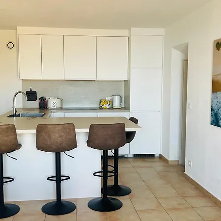 Le Soleil Bleu - Calme, Terrasse Et Vue Apartment